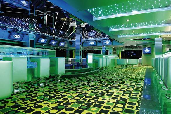 MSC Cruises, MSC Poesia, S32 Disco 1, Copyrights - MSC Rights.jpg